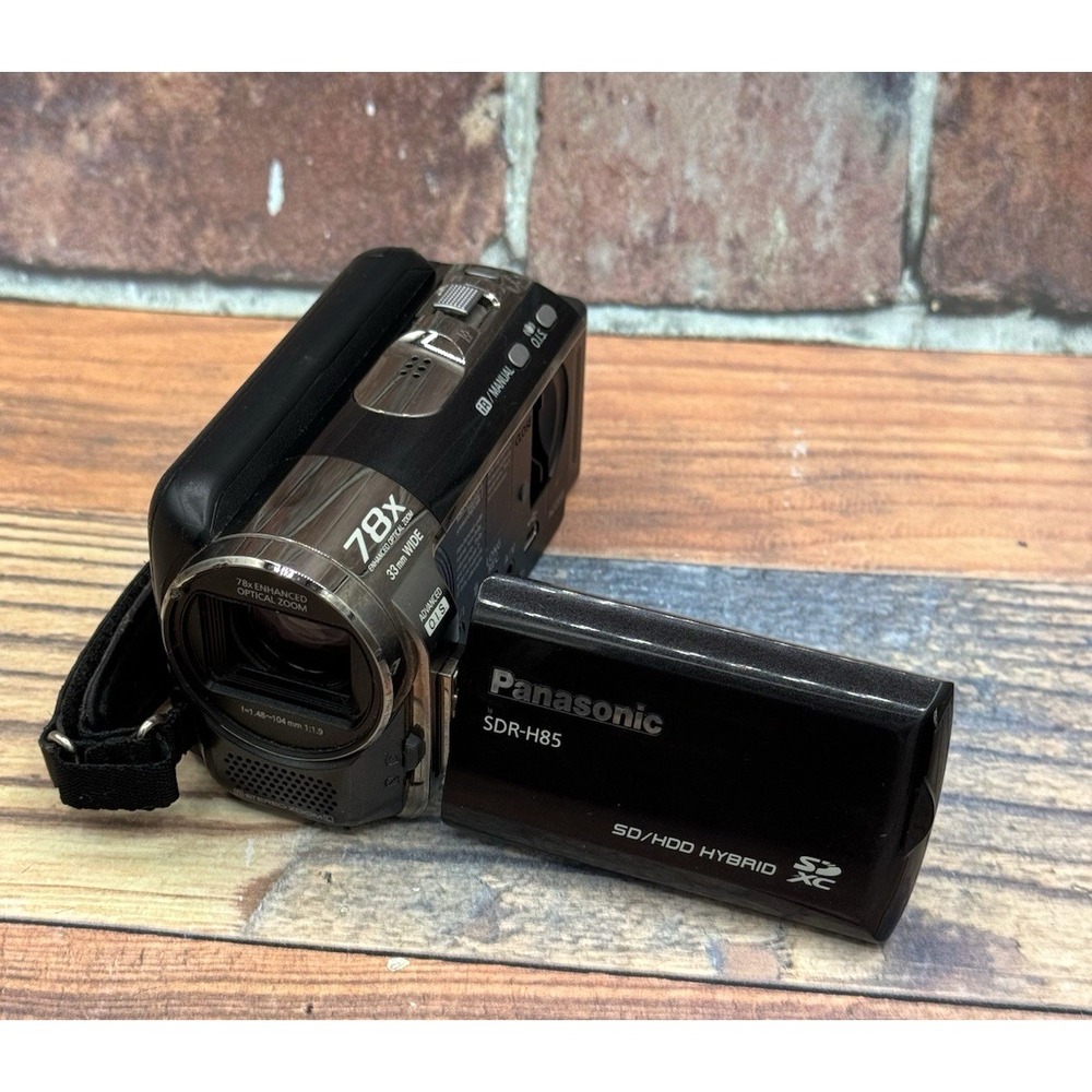 Panasonic SDR-H85P SD/HDD Hybrid Digital Camcorder 78x Optical Zoom UNTESTED